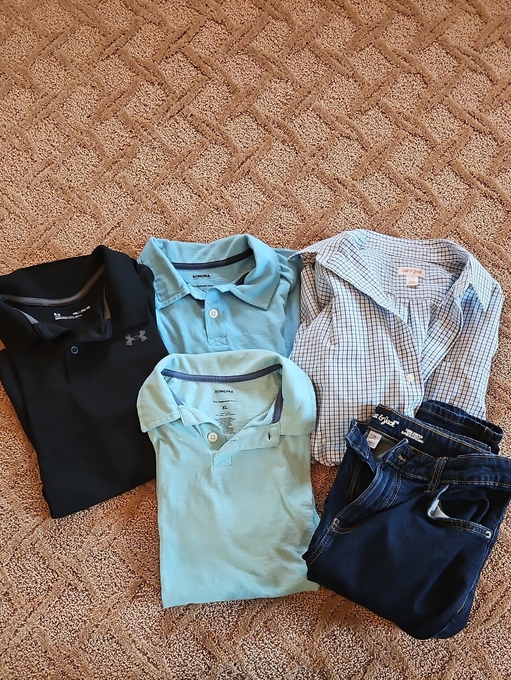 Like New Dress Shirt And Jeans Lot